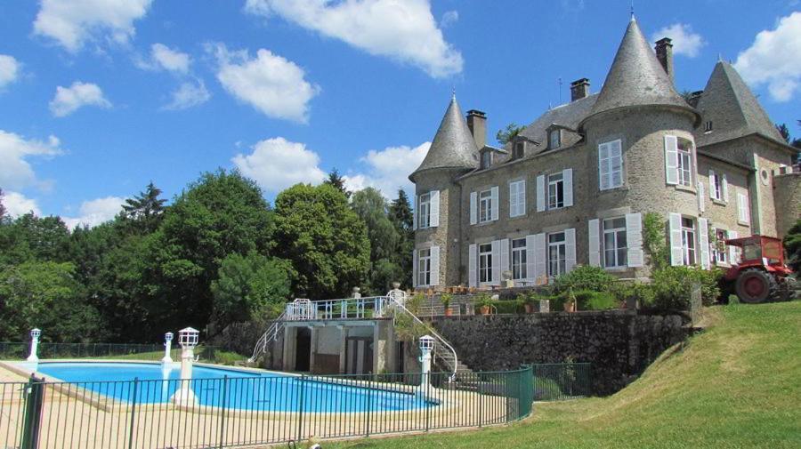 Chateau Le Mialaret Neuvic  Luaran gambar